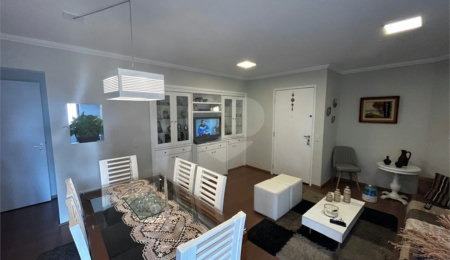 Apartamento à venda com 3 quartos, sendo 1 suíte, em Vila Andrade, São Paulo, SP