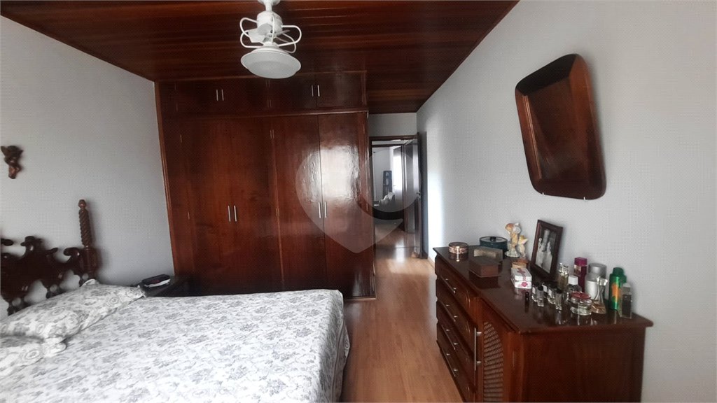Casa à venda com 4 quartos, sendo 1 suíte,  em Vila Rosália, Guarulhos, SP