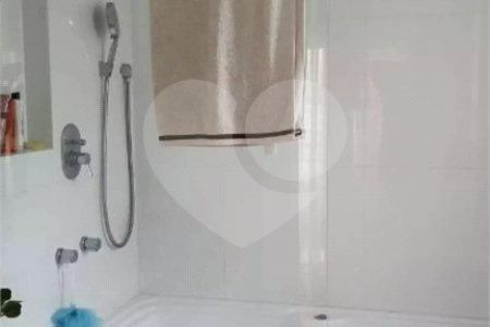 Casa à venda com 3 suítes no condomínio Metropolitan, São Paulo - SP