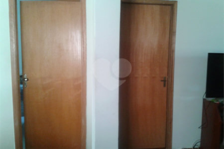 Sobrado à venda com 3 quartos, sendo 1 suíte, em Vila Santo Estéfano, São Paulo, SP