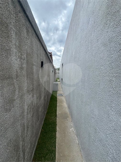 Casa à venda com 2 quartos, sendo 1 suíte, em Pedra de Guaratiba, Rio de Janeiro, RJ