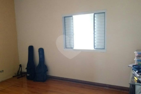 Casa à venda com 3 quartos, sendo 1 suíte,  em Santana, São Paulo, SP