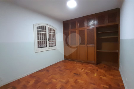 Sobrado para alugar com 5 quartos, sendo 3 suítes, em Jardim do Mar, São Bernardo do Campo, SP