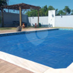 Casa à venda com 3 quartos, sendo 1 suíte, no condomínio Village da Serra, Araçoiaba da Serra - SP