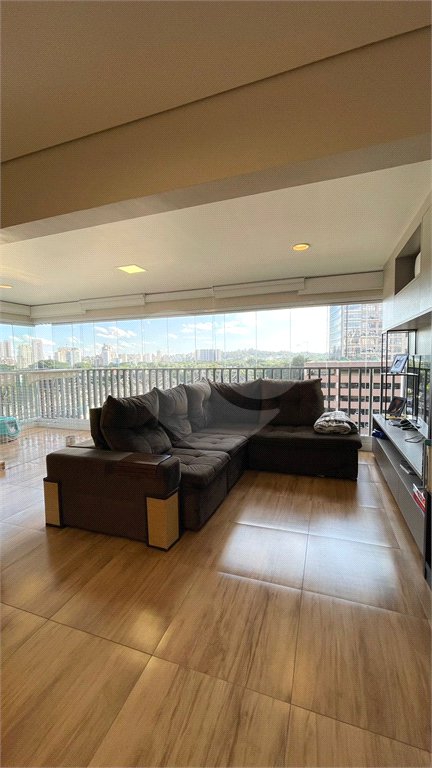 Apartamento à venda com 4 quartos, sendo 2 suítes, em Pinheiros, São Paulo, SP