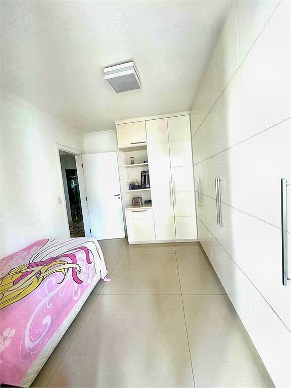 Apartamento à venda com 3 quartos, sendo 1 suíte, em Vila Regente Feijó, São Paulo, SP