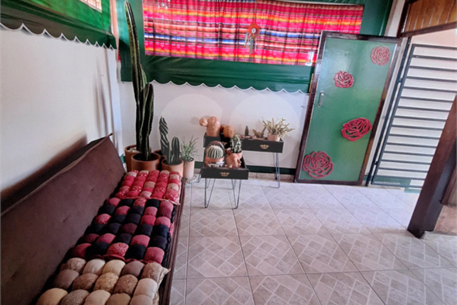 Sobrado à venda com 3 quartos em Tremembé, São Paulo, SP