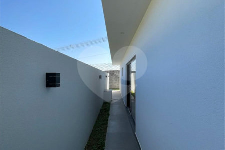 Casa à venda com 3 quartos, sendo 1 suíte, em Portal do Bosque, Louveira, SP