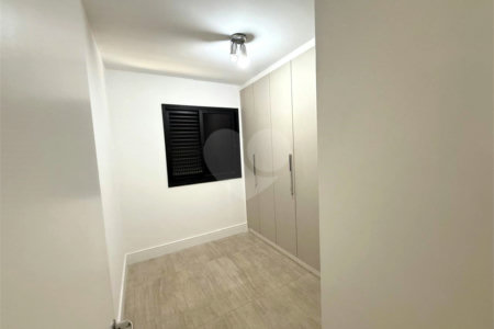 Apartamento à venda com 3 quartos, sendo 1 suíte,  em Vila Prudente, São Paulo, SP