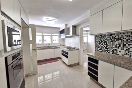 Apartamento à venda ou para alugar com 4 suítes em Alto da Boa Vista, São Paulo, SP