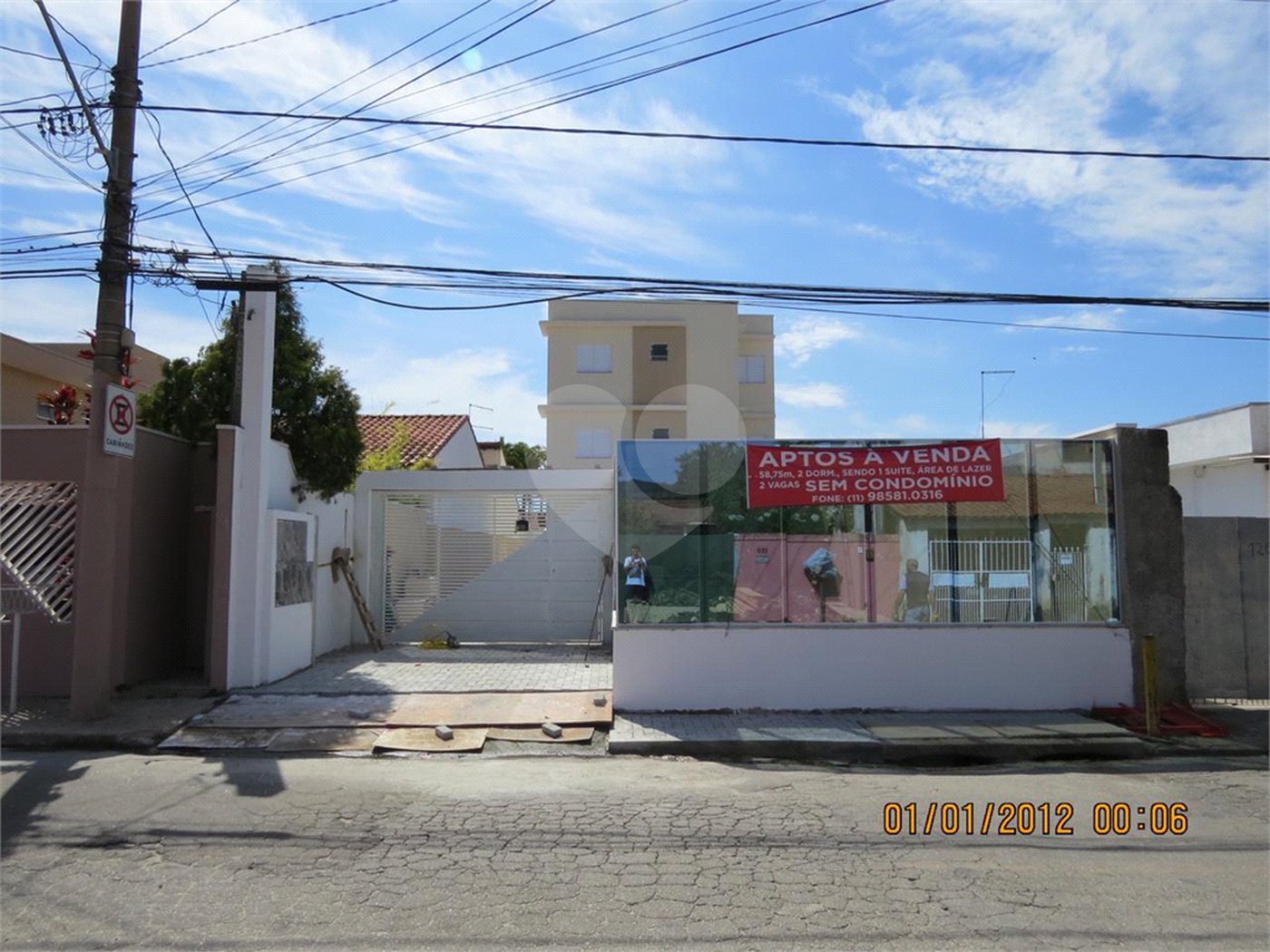 Apartamento à venda com 2 quartos, sendo 1 suíte,  em Vila Suissa, Mogi das Cruzes, SP