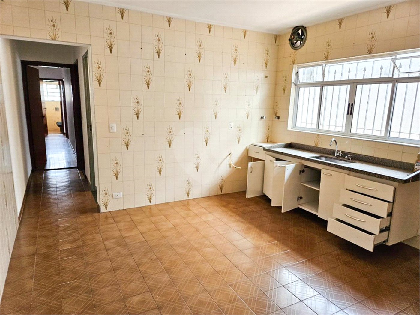 Casa à venda com 3 quartos, sendo 1 suíte, em Vila Maria Alta, São Paulo, SP