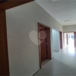Casa à venda com 3 quartos, sendo 1 suíte,  no condomínio Atibaia Park 1, Atibaia - SP