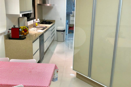 Apartamento à venda com 3 suítes em Tatuapé, São Paulo, SP
