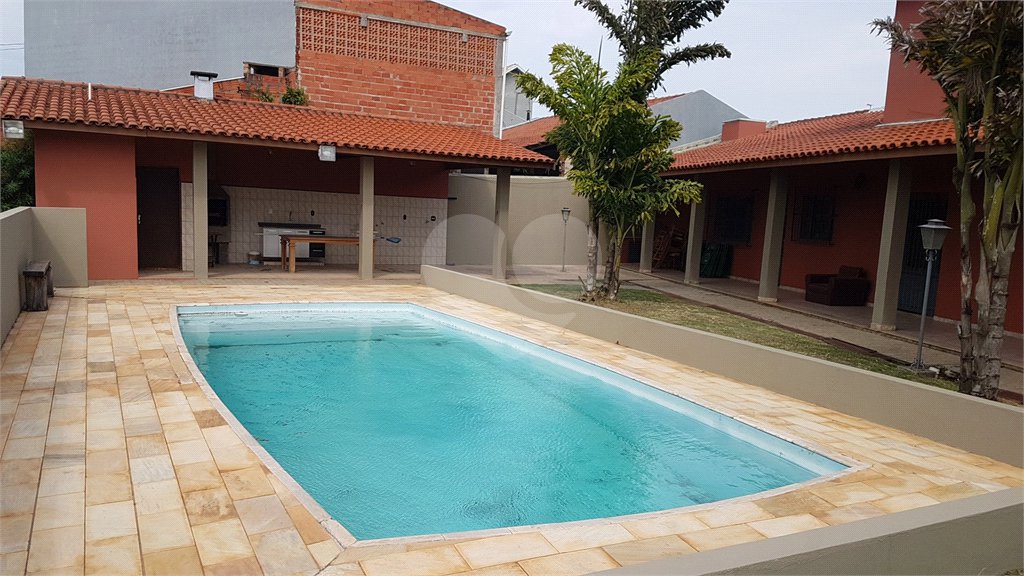 Chácara à venda com 3 quartos, sendo 2 suítes, em Capela, Vinhedo, SP