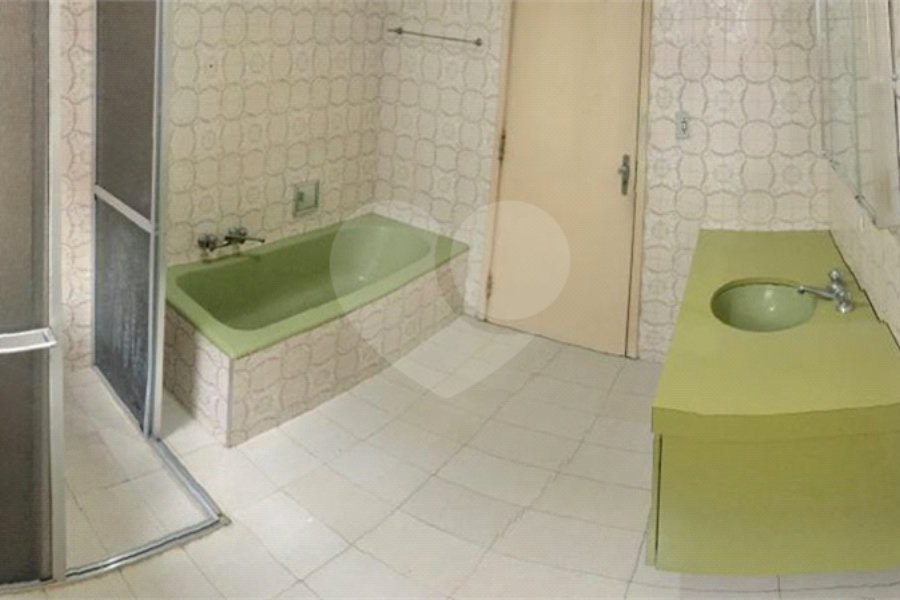 Sobrado à venda com 3 quartos em Vila Guilherme, São Paulo, SP