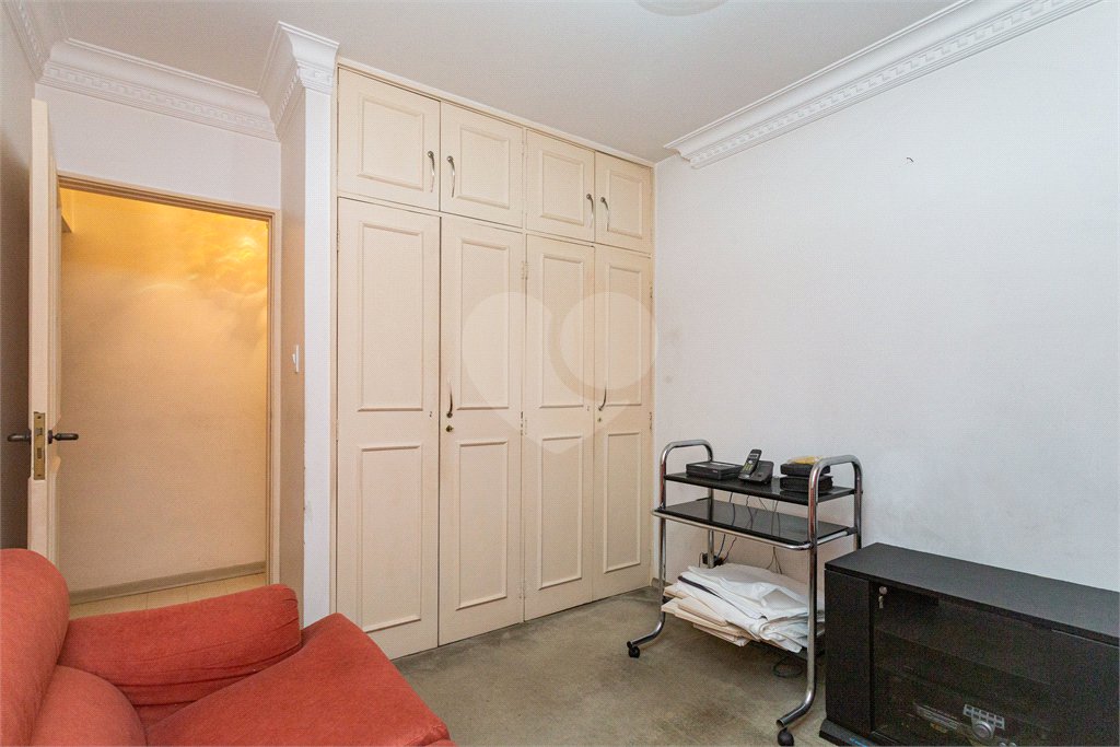 Apartamento à venda com 3 quartos, sendo 1 suíte, em Jardim Paulista, São Paulo, SP
