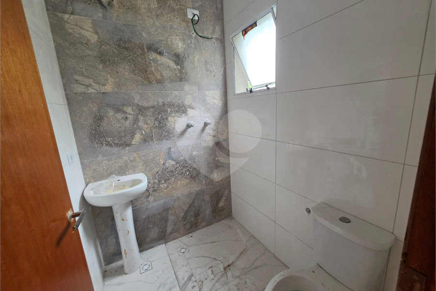 Sobrado à venda com 2 quartos, sendo 1 suíte, em Vila Clarice, São Paulo, SP