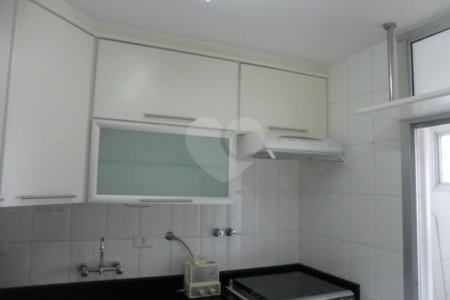 Apartamento à venda com 3 quartos, sendo 1 suíte,  em Santana, São Paulo, SP
