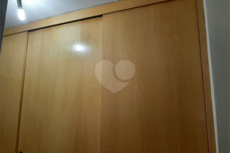 APARTAMENTO RESIDENCIAL EM VILA MARIANA