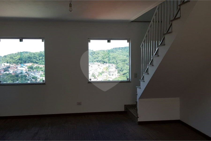 Sobrado à venda com 3 suítes em Tremembé, São Paulo, SP