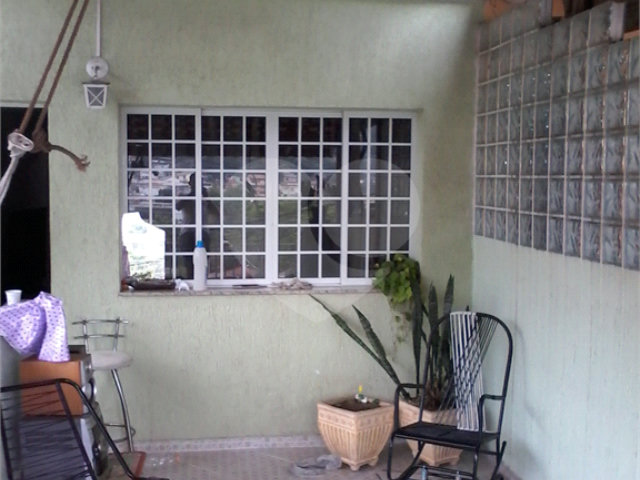 Sobrado à venda com 3 quartos, sendo 1 suíte,  em Tremembé, São Paulo, SP