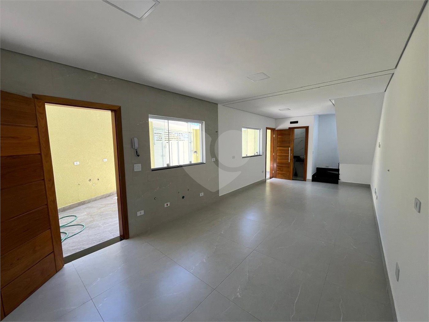 Casa à venda com 2 suítes em Parque Jaçatuba, Santo André, SP