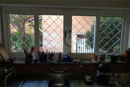 Casa à venda ou para alugar com 4 quartos, sendo 1 suíte, no Centro, Vinhedo, SP