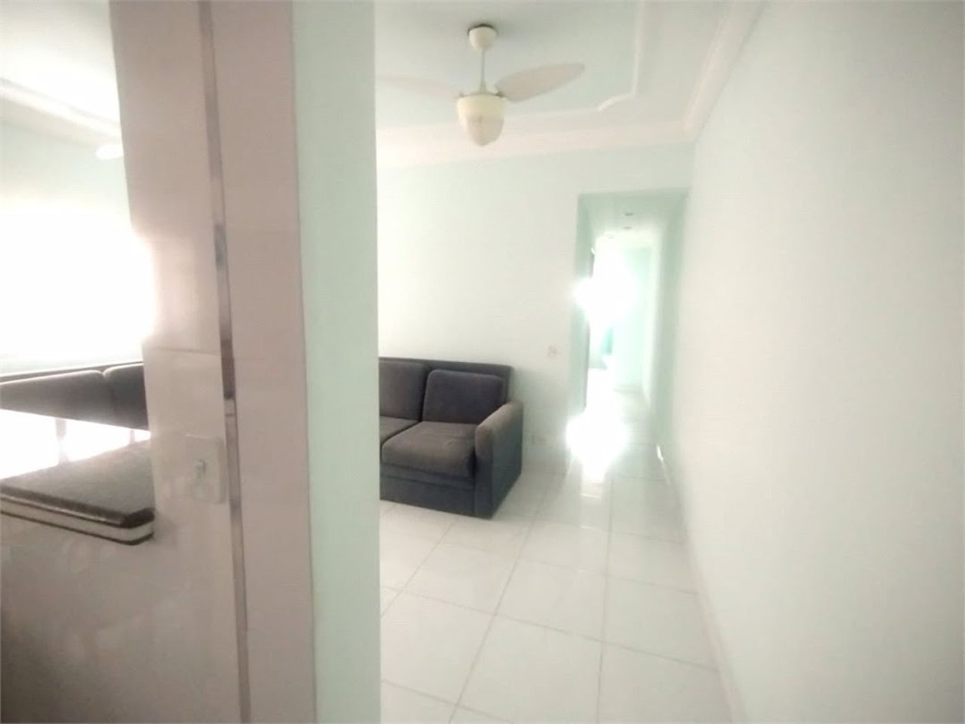 Apartamento com 2 dormitórios à venda, 60 m² por R$ 330.000,00 - Jardim São Miguel - Guarujá/SP