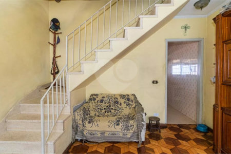 Casa à venda com 2 quartos em Vila Paiva, São Paulo, SP