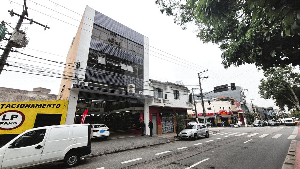 Prédio à venda em Pari, São Paulo, SP