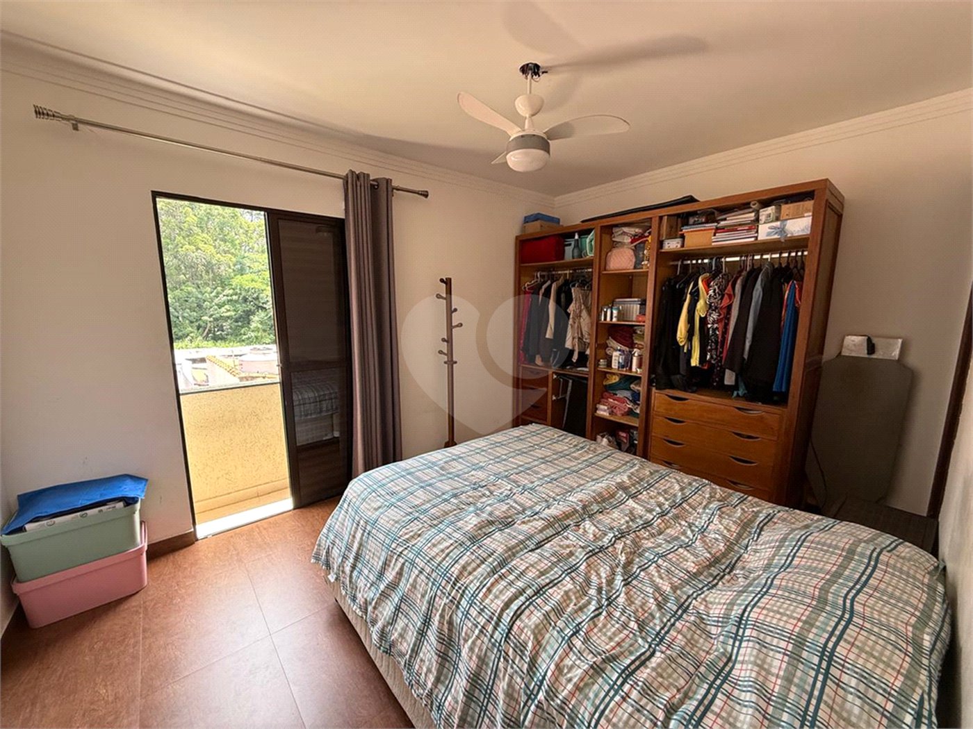 Casa à venda com 3 quartos, sendo 1 suíte, no condomínio Felipe, São Paulo - SP