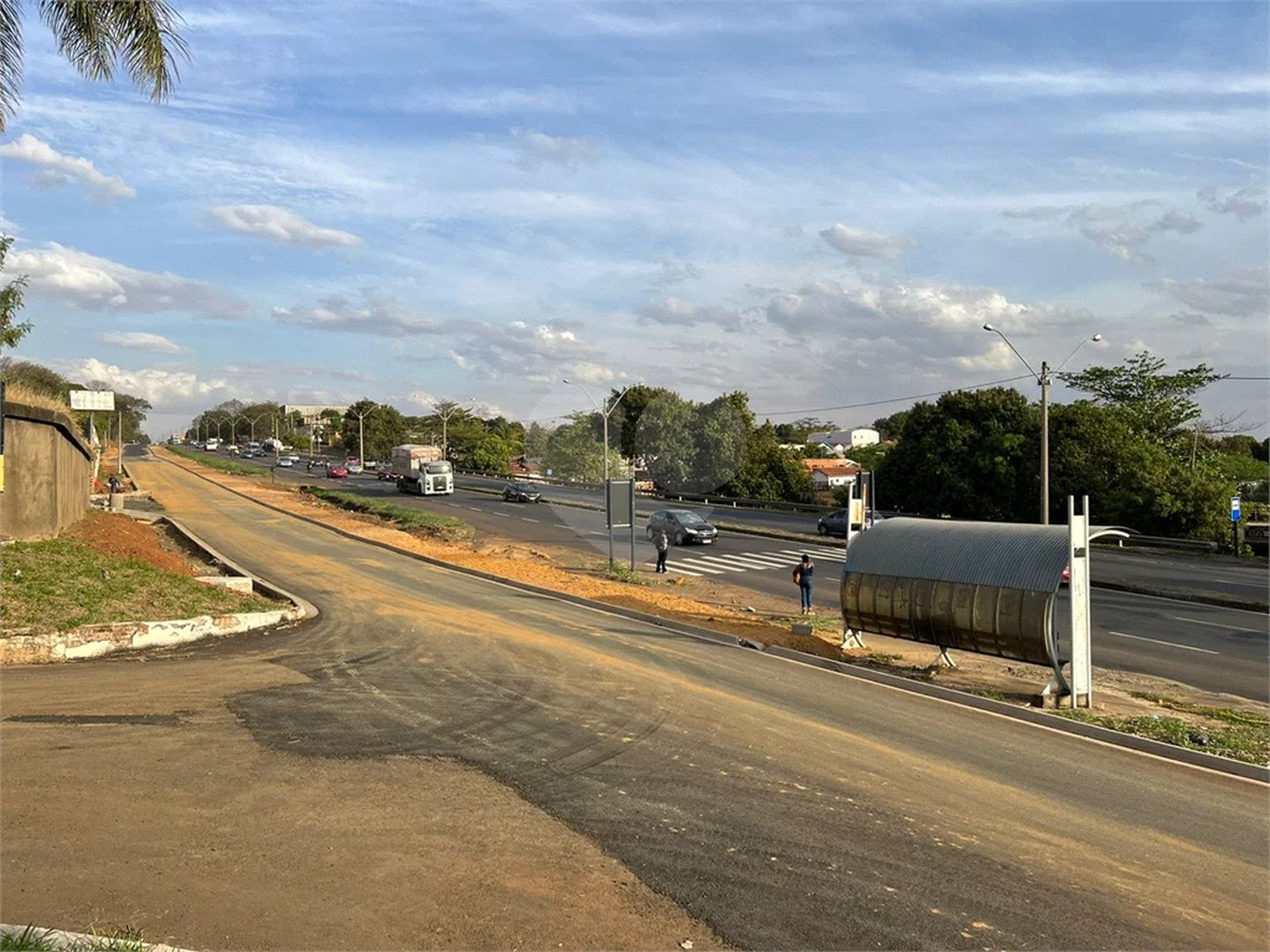 Excelente Galpão comercial para empresas disponível para venda e locação em Piracicaba - SP.