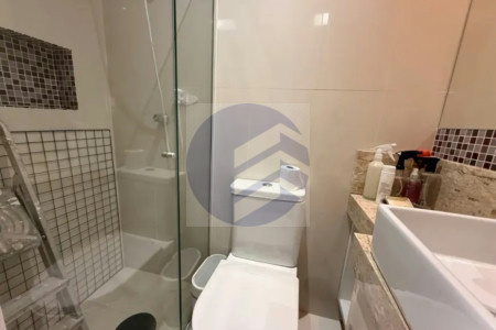 Casa à venda com 2 quartos, sendo 2 suítes, no condomínio Vilas V, São Paulo - SP