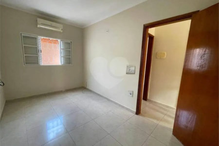 Casa à venda com 2 quartos, sendo 1 suíte, no condomínio Alvorada, Araraquara - SP