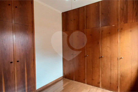 Casa à venda com 4 quartos, sendo 2 suítes, em Jardim Sumaré, Ribeirão Preto, SP