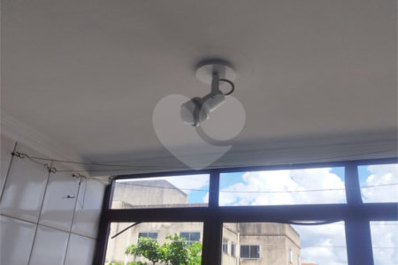 Apartamento à venda com 2 quartos, sendo 1 suíte,  em Estância Itaguaí, Caldas Novas, GO