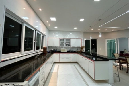 Casa à venda com 4 suítes no condomínio Aruã Eco Park, Mogi das Cruzes - SP