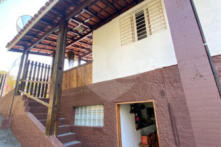 Chácara à venda com 4 quartos em Chácaras Copaco, Arujá, SP