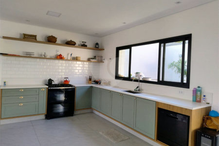 Casa à venda ou para alugar com 4 suítes no condomínio Itaporã, Atibaia - SP