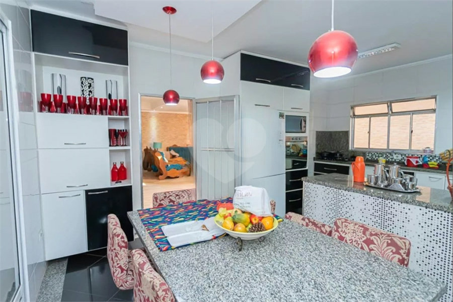 Sobrado à venda com 4 quartos, sendo 3 suítes, em Casa Verde, São Paulo, SP