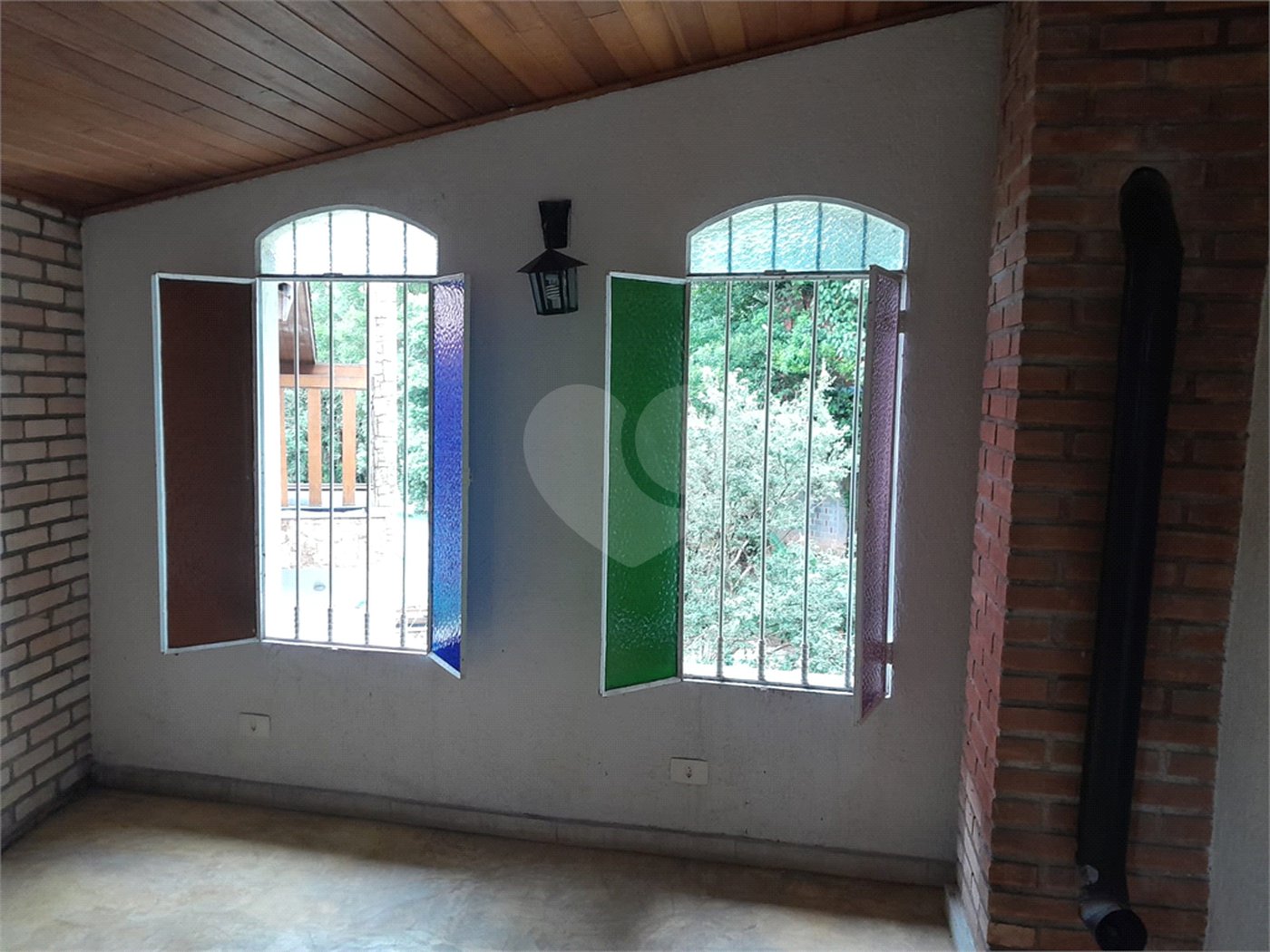 Sobrado à venda com 6 quartos, sendo 3 suítes, em Rolinópolis, São Paulo, SP