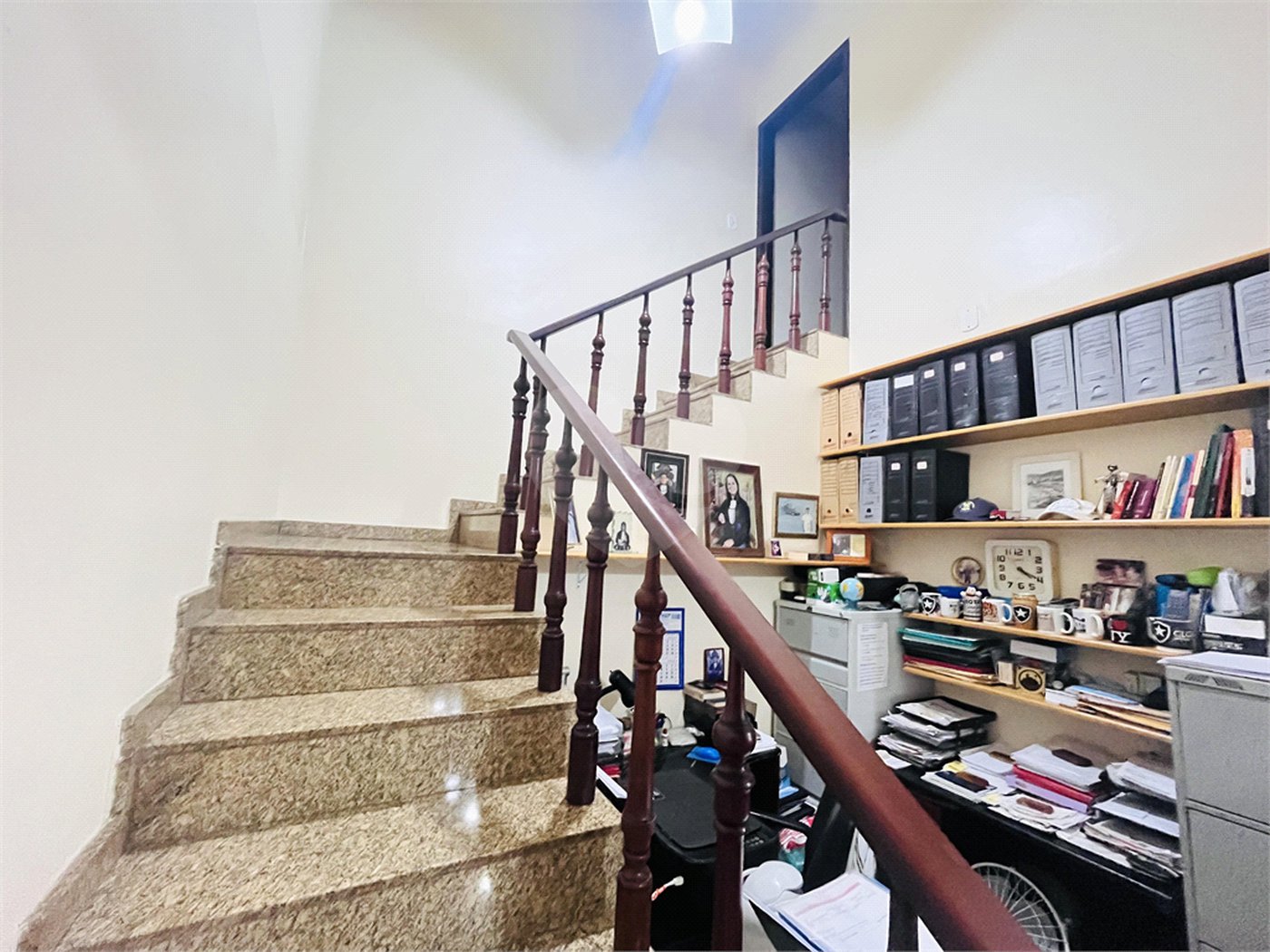 Casa à venda com 4 quartos, sendo 1 suíte, em Campo Grande, Rio de Janeiro, RJ