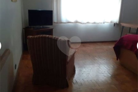 Sobrado à venda com 3 quartos em Santana, São Paulo, SP