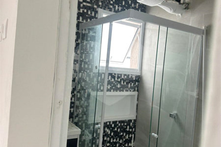 Terreno para alugar com 3 suítes no condomínio Residencial Veneza, Mogi das Cruzes - SP