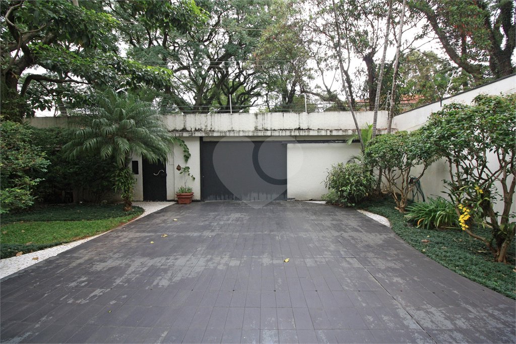 Sobrado à venda com 3 quartos, sendo 1 suíte, em Butantã, São Paulo, SP