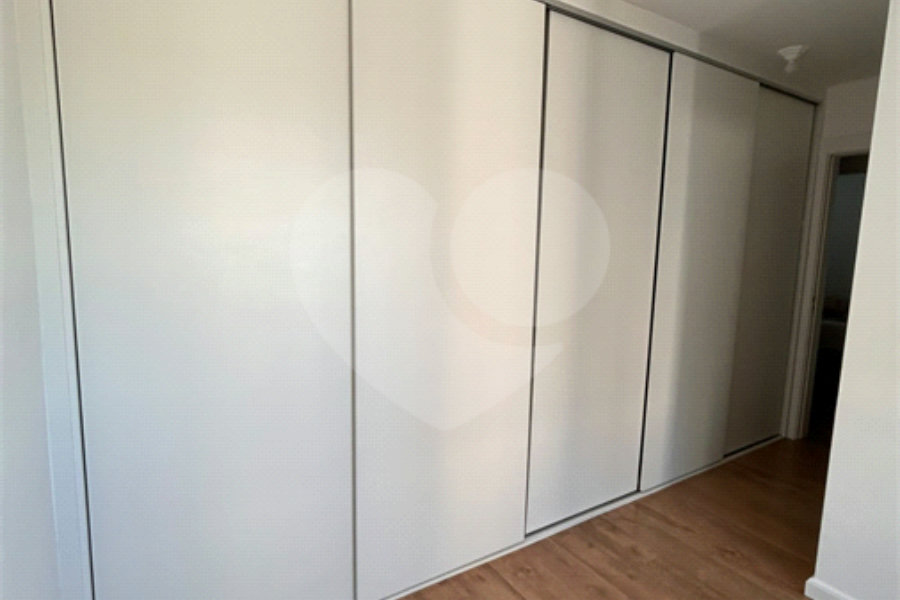 Apartamento à venda com 3 quartos, sendo 1 suíte, em Vila Andrade, São Paulo, SP