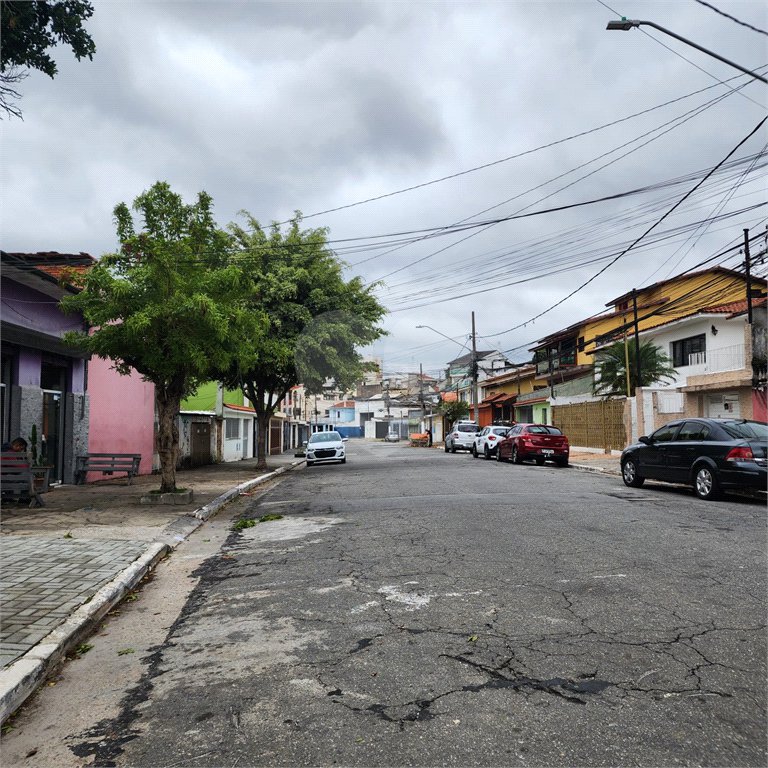 Casa à venda com 2 quartos, sendo 1 suíte, no condomínio Residencial Sanches, São Paulo - SP