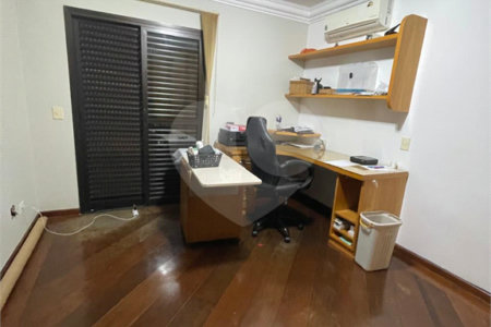 Apartamento à venda com 4 quartos, sendo 3 suítes, no Centro, São Bernardo do Campo, SP