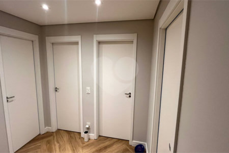 Apartamento à venda com 4 quartos, sendo 1 suíte, em Jardim Vazani, São Paulo, SP